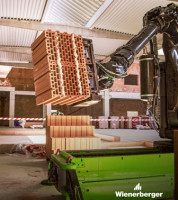 Zdicí robot WLTR staví veřejné infrastrukturní projekty. Zapojí se do realizace servisní haly pro České dráhy v Chebu 